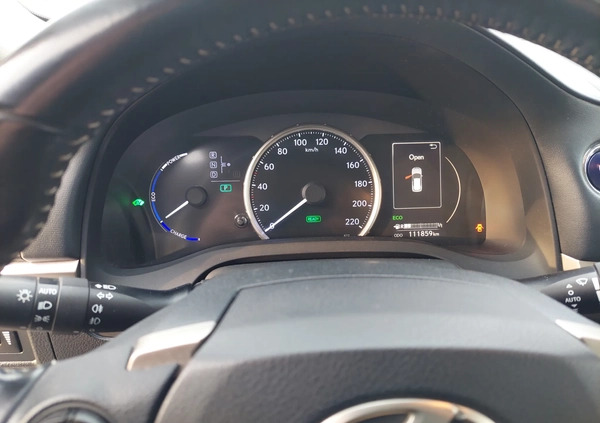 Lexus CT cena 80000 przebieg: 112000, rok produkcji 2018 z Piława Górna małe 79